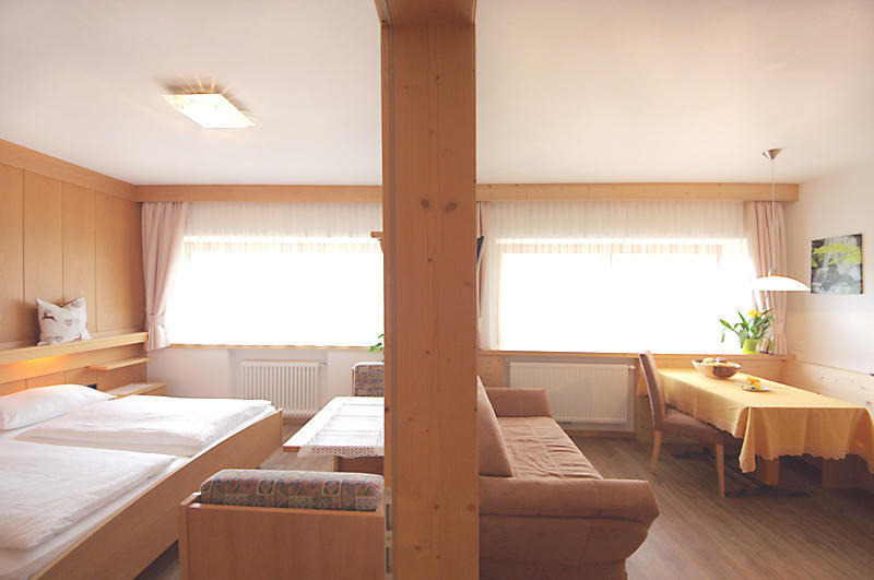 Apartments Chalet Ciufdlton Кольфоско Номер фото